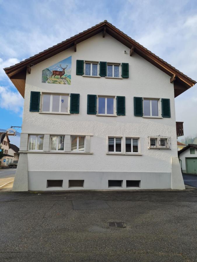 Dachwohnung In Welschenrohr エクステリア 写真