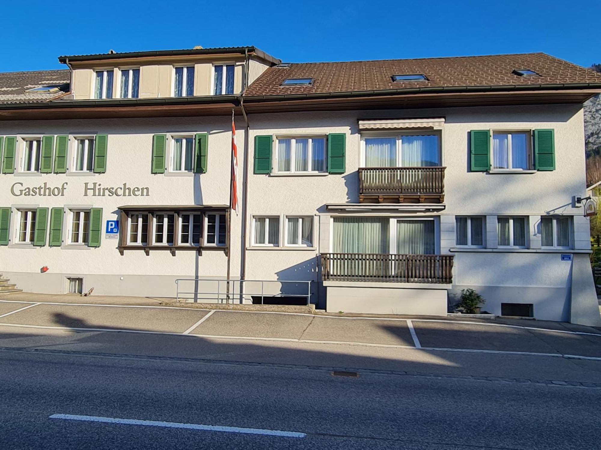 Dachwohnung In Welschenrohr エクステリア 写真